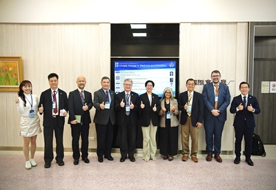 CSMU invited experts from Duke University, the National University of Singapore, and Taiwan’s government, industry, and academia to share perspectives on climate change and medical education.