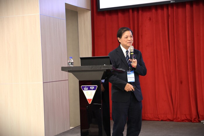 CSMU Chair Professor Jen-Hung Yang emphasized the importance of cross-disciplinary collaboration in cultivating a new generation of resilient and socially responsible healthcare professionals.圖片