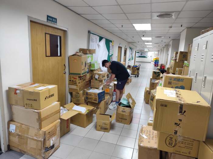 The outreach team also organized a donation drive, collecting approximately 400 kilograms of supplies through enthusiastic support from both the university and the wider community.圖片