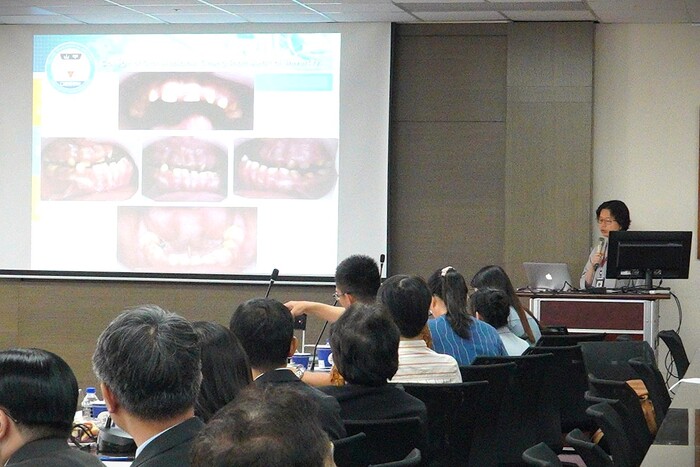 Professor Tzu-Yu Peng of CSMU’s School of Dentistry gives an overview of the cross-border medical case involving the Indonesian girl.圖片