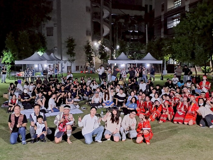 來自中部10所大專院校的原住民青年齊聚一堂，場面熱絡溫馨