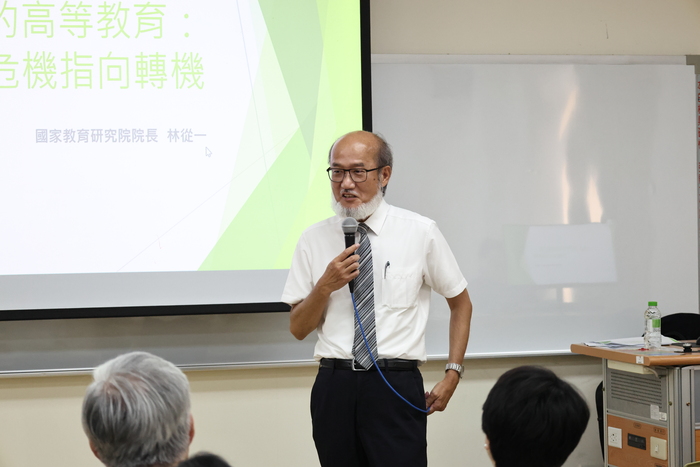 林從一強調，AI時代學生應守住思考、創造與批判能力，學會駕馭AI而非依賴AI。圖片