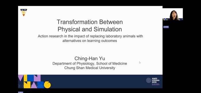余青翰老師分享生理學實驗課程替代活體動物的教學設計，融入倫理討論與3R原則，強化學生對生命的尊重與實驗目的之理解。圖片