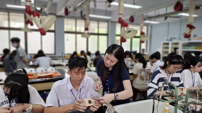 The “Soundscape” course at Wen-Hua High School combined auditory technology and chemistry experiments to spark students’ reflections on science and sustainability.圖片