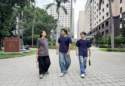 跨校雙主修、輔系的機制，讓學生能走出校園、善用不同大學的教學資源，培養跨域專長。