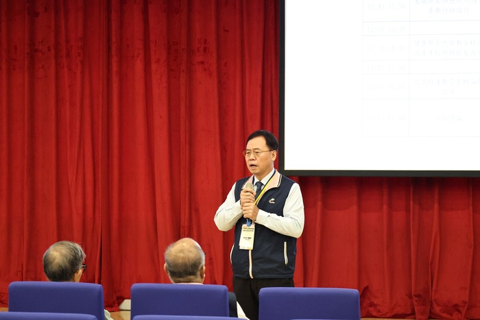 中華民國肉品協會理事長黃存后希望藉由研討會交流提升銀髮族飲食品質的可能性。圖片